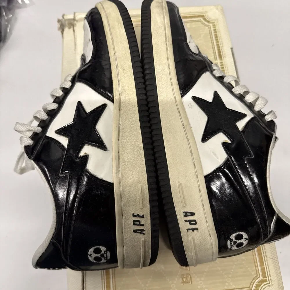 A Bathing Ape BAPE STA Bones Milo Men’s Low Top Lace-Up Sneakers Black/White 9